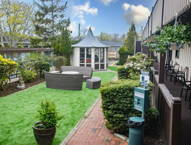 Kenny's Tipperary Inn hotel detail image 2