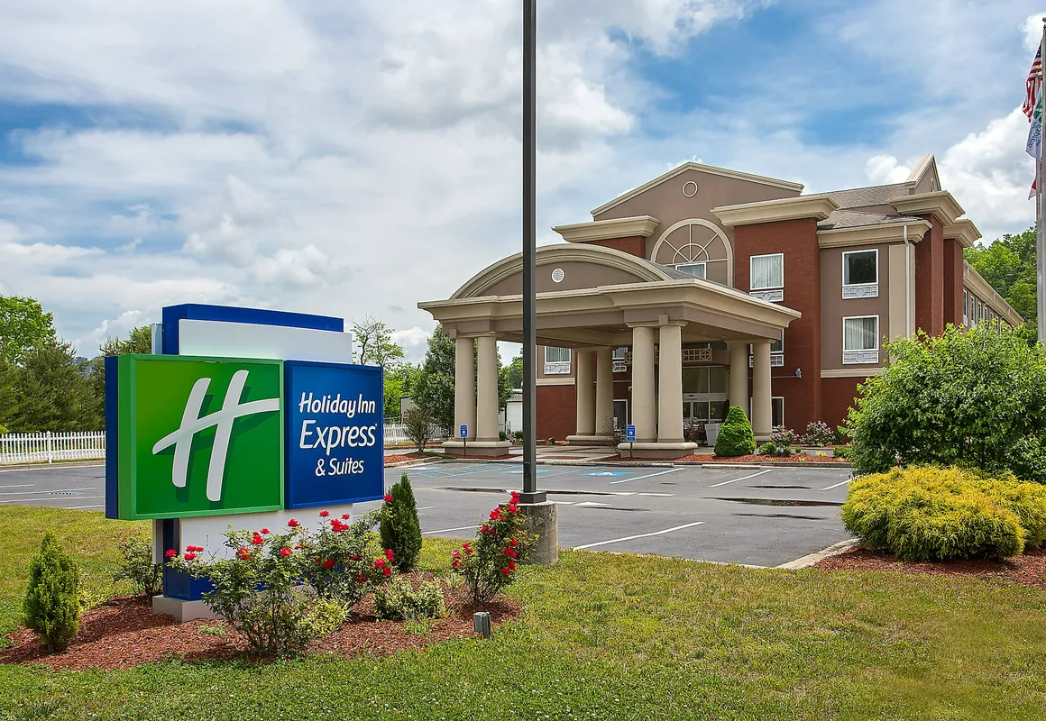 Holiday Inn Express Hotel & Suites Murphy by IHG hotel hero