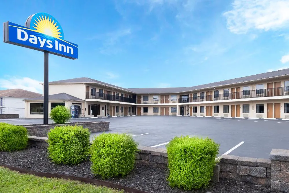 Days Inn by Wyndham St. Robert Waynesville/Ft. Leonard Wood hotel hero