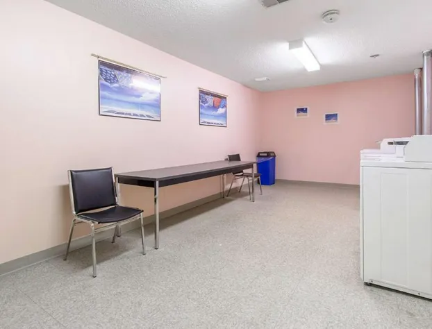 Motel 6 Streetsboro, OH hotel detail image 3