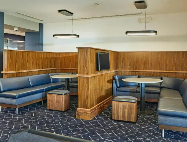 Courtyard by Marriott Medford Airport hotel detail image 3