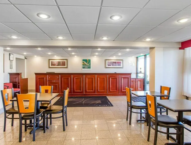 Quality Inn Dyersburg I-155 hotel detail image 1
