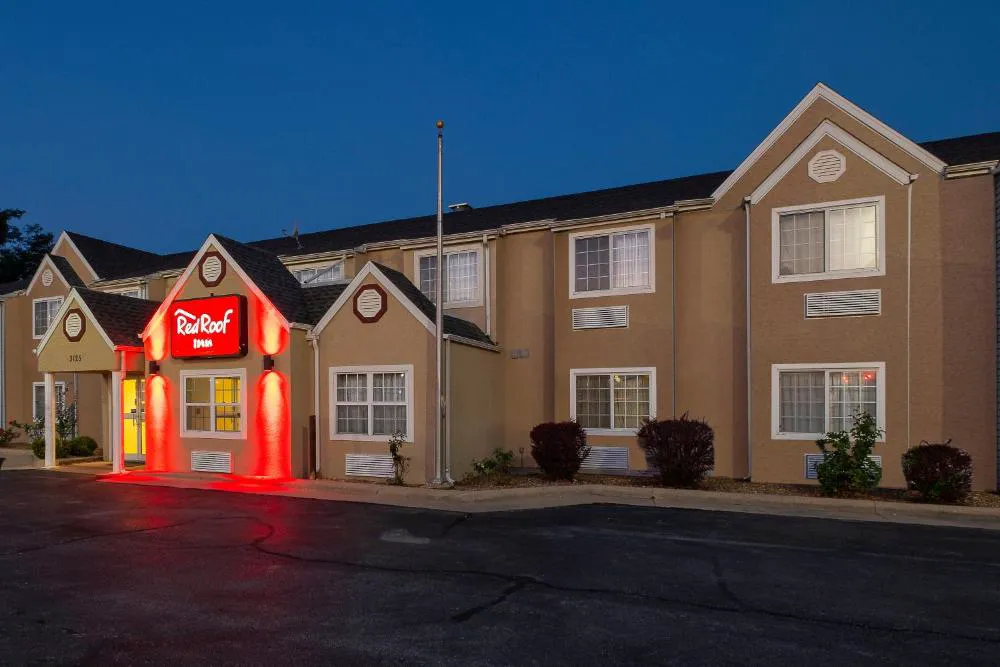 Red Roof Inn Springfield, MO hotel hero