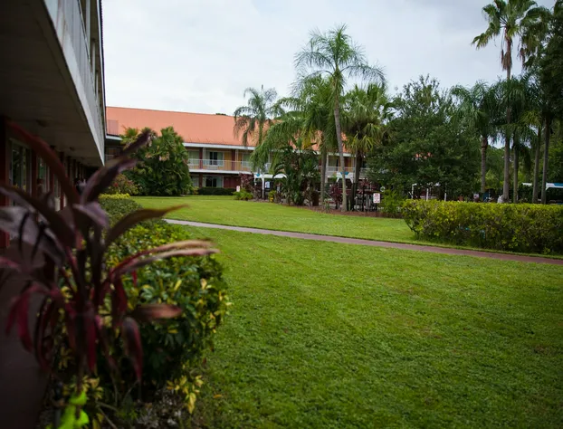 Days Inn by Wyndham Cocoa Cruiseport West At I-95/524 hotel detail image 4