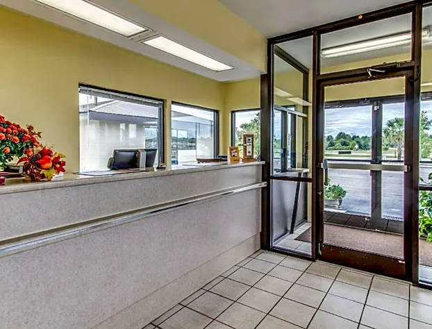 Econo Lodge hotel detail image 4