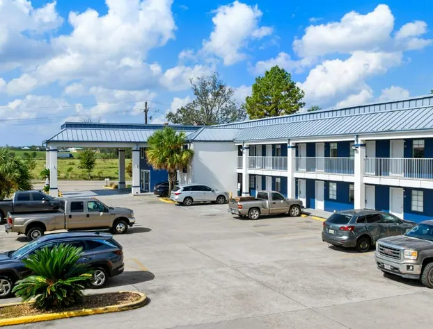 Americas Best Value Inn Gonzales hotel detail image 1
