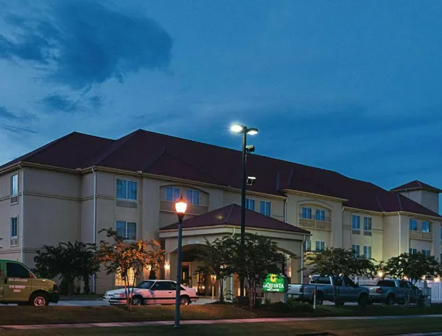 La Quinta Inn & Suites by Wyndham Slidell - North Shore Area hotel detail image 4
