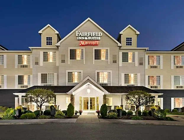 Fairfield Inn and Suites by Marriott Wheeling St Clairsville hotel detail image 3