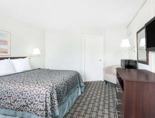 Days Inn by Wyndham St Clairsville hotel detail image 2