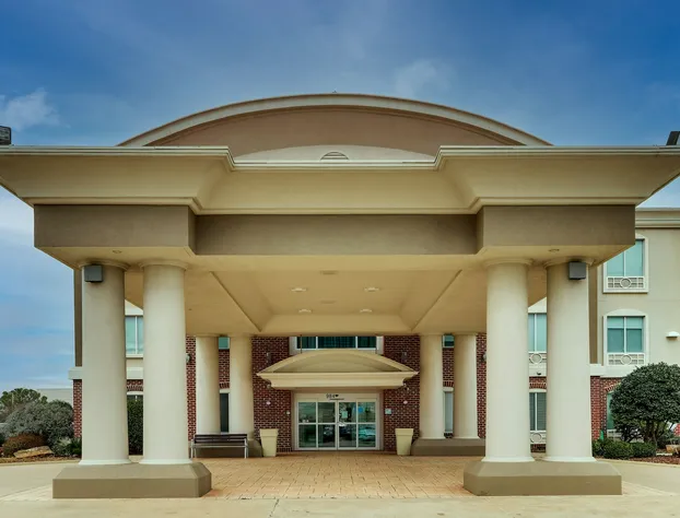 Holiday Inn Express & Suites Waxahachie by IHG hotel detail image 2