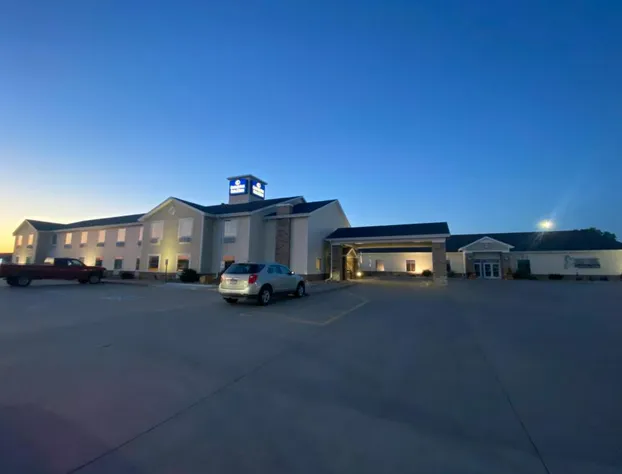 Cobblestone Hotel & Suites – Broken Bow hotel detail image 2