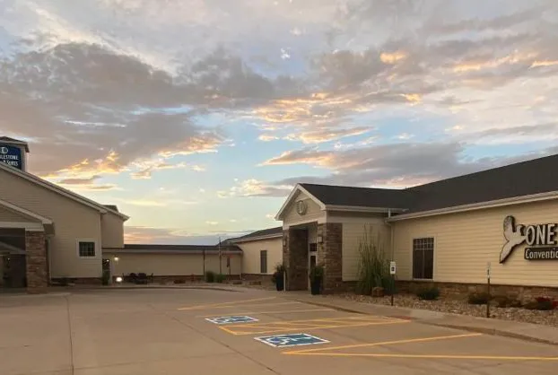 Cobblestone Hotel & Suites – Broken Bow hotel detail image 1