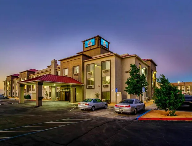 Motel 6 Hesperia, CA - West Main Street I-15 hotel detail image 2