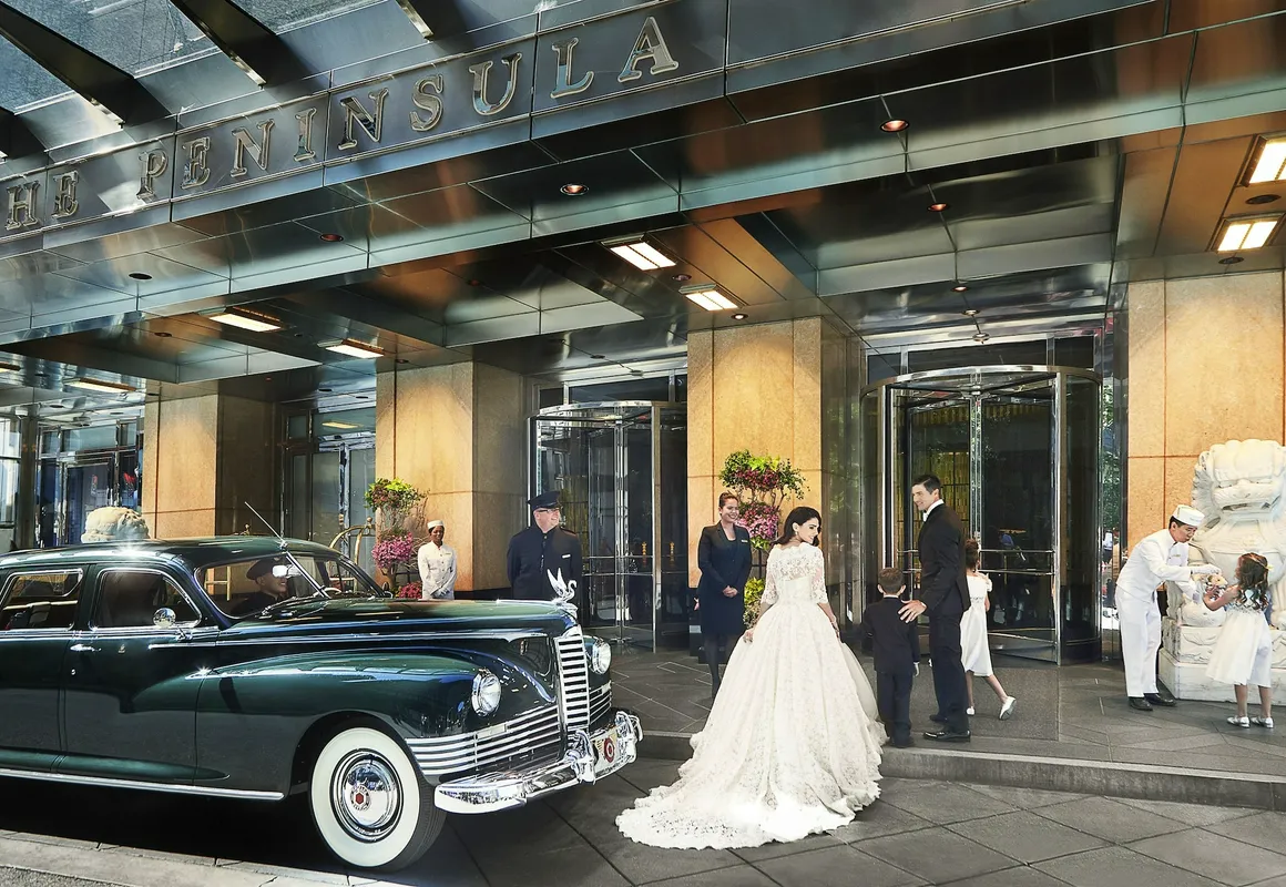 The Peninsula Chicago hotel hero