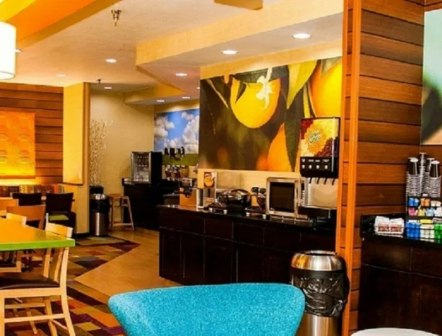 Spark by Hilton Springfield Southwest hotel detail image 4