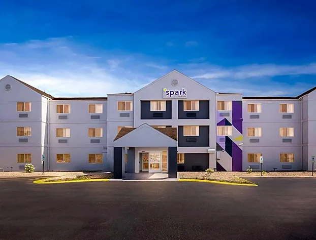 Spark by Hilton Springfield Southwest hotel detail image 1