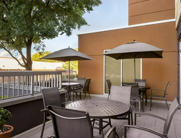 Fairfield Inn & Suites Hershey Chocolate Avenue hotel detail image 3