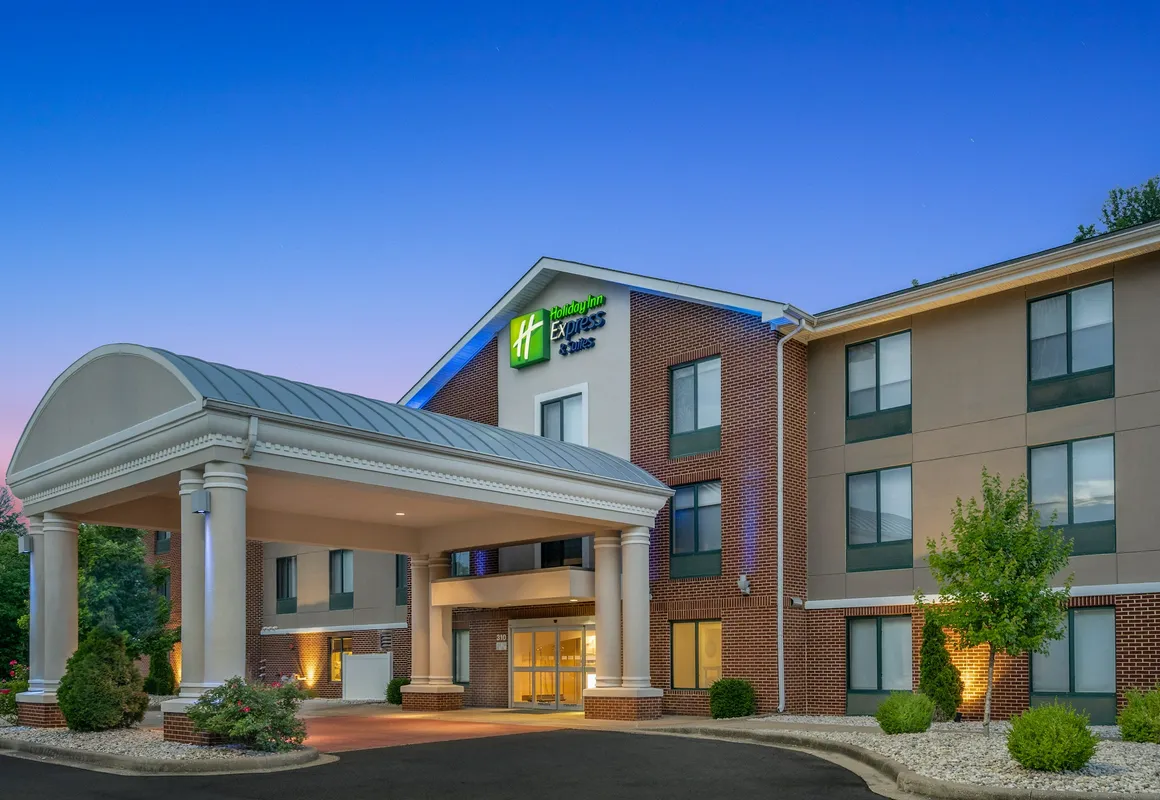 Holiday Inn Express Hotel & Suites Tell City by IHG hotel hero