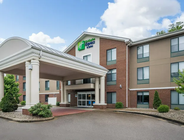 Holiday Inn Express Hotel & Suites Tell City by IHG hotel detail image 1