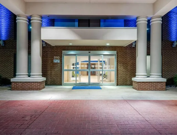 Holiday Inn Express Hotel & Suites Tell City by IHG hotel detail image 2