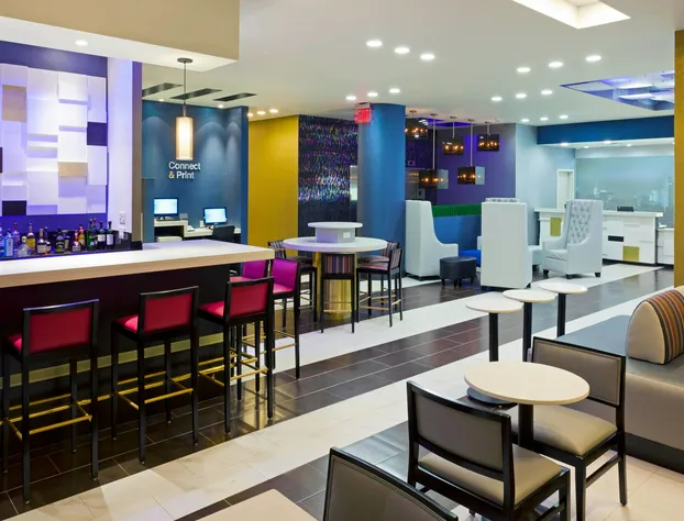 Fairfield Inn & Suites by Marriott New York Queens/Queensboro Bridge hotel detail image 3