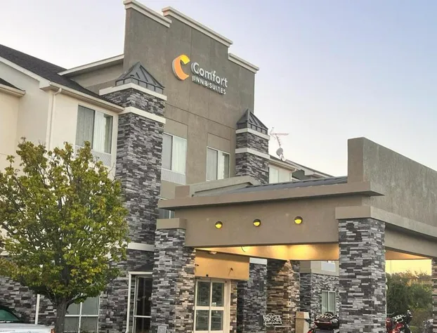Comfort Inn & Suites Berea hotel detail image 1
