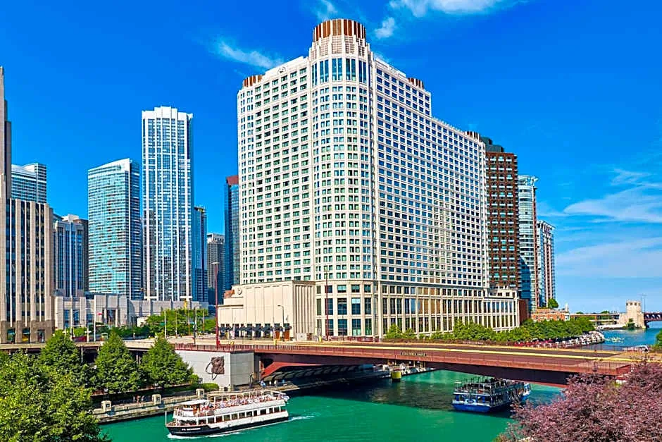 Sheraton Grand Chicago Riverwalk hotel hero
