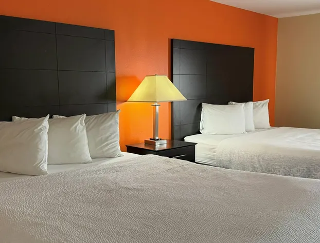 Baymont by Wyndham Evansville North/Haubstadt hotel detail image 2