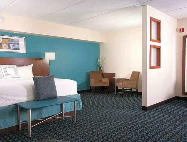 Fairfield Inn & Suites Atlanta Airport South/Sullivan Road hotel detail image 4