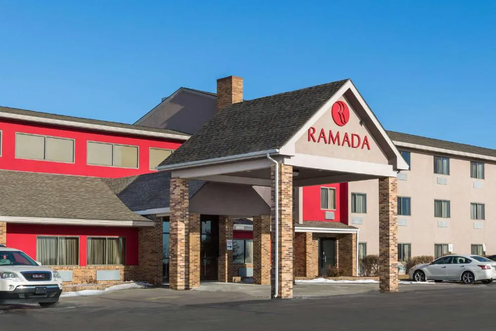 Ramada by Wyndham Platte City KCI Airport hotel hero