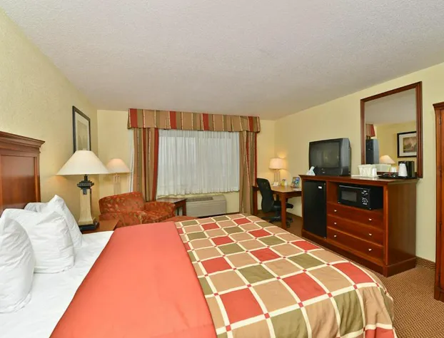 Ramada by Wyndham Platte City KCI Airport hotel detail image 4