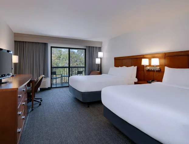 Courtyard by Marriott Tampa North/I-75 Fletcher hotel detail image 4