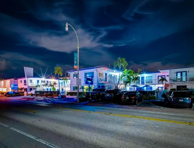 Blue Strawberry by the Sea hotel detail image 4