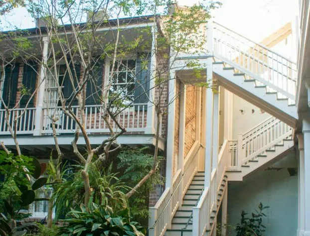 Place d'Armes Hotel hotel detail image 2