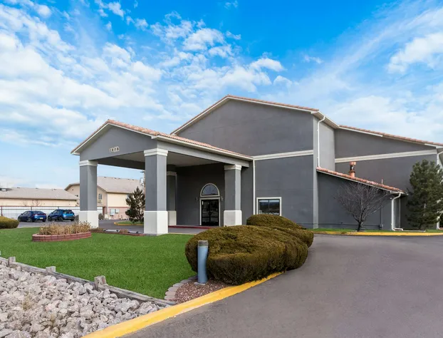 SureStay Hotel by Best Western Grants hotel detail image 1