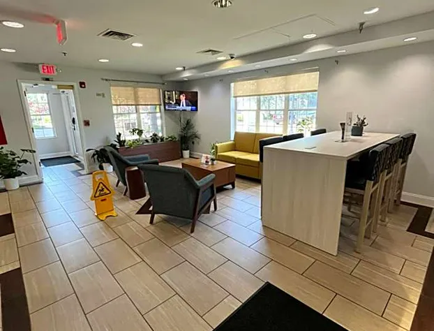 MainStay Suites Sterling near Dulles Town Center hotel detail image 1