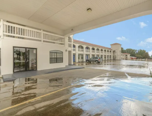 Motel 6 Canton, TX hotel detail image 2