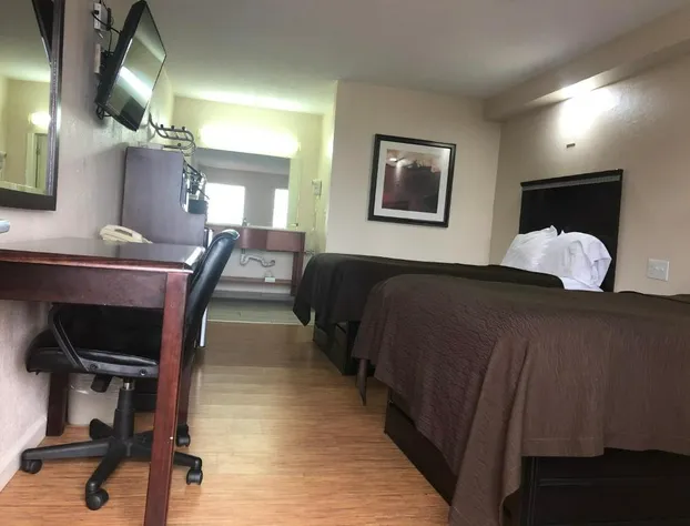 Crossroads Inn hotel detail image 3