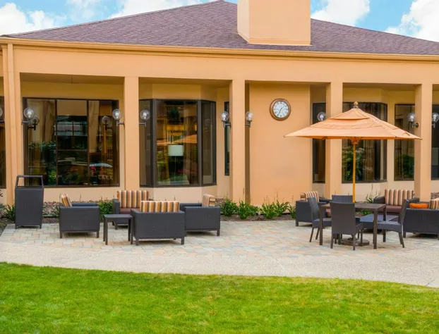 Courtyard by Marriott Chicago Deerfield hotel detail image 3