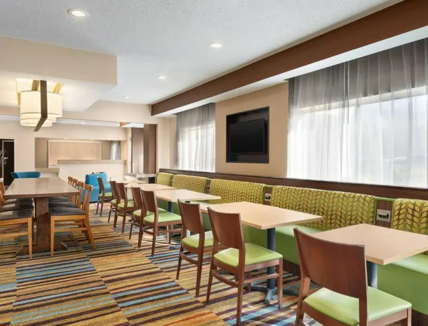 Fairfield Inn by Marriott Deptford hotel detail image 1