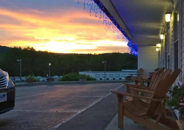 Mount Blue Motel hotel detail image 2