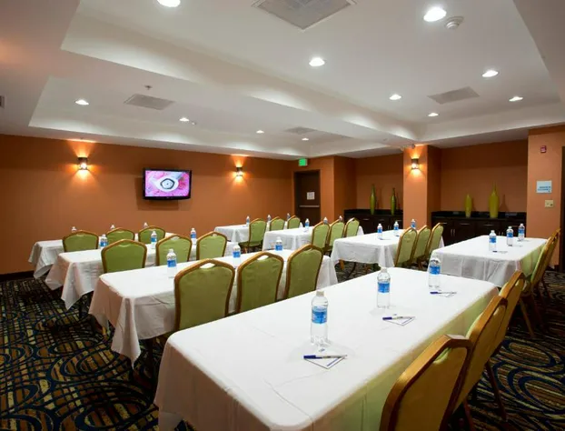 Holiday Inn Express & Suites Morrilton by IHG hotel detail image 1