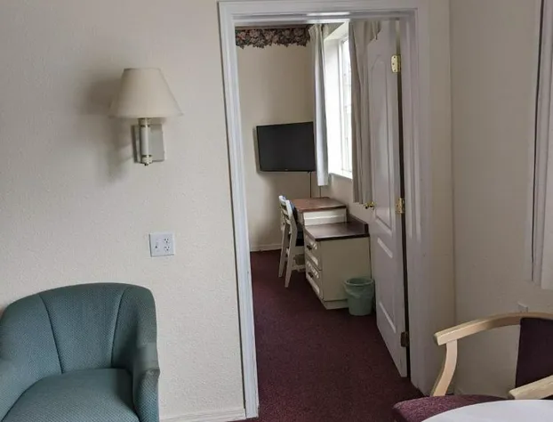 Lighthouse Inn hotel detail image 2