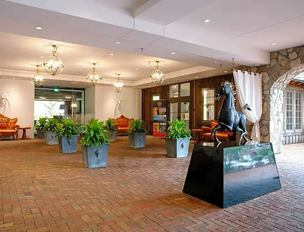 Grand Bohemian Mountain Brook, Autograph Collection hotel detail image 1