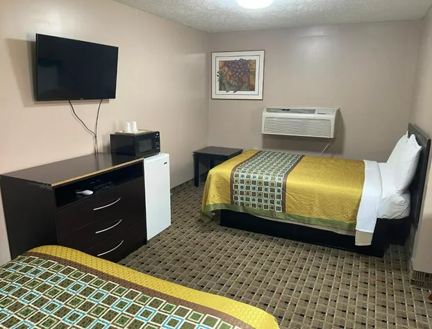 Economy Inn And Suites Ashtabula hotel detail image 2