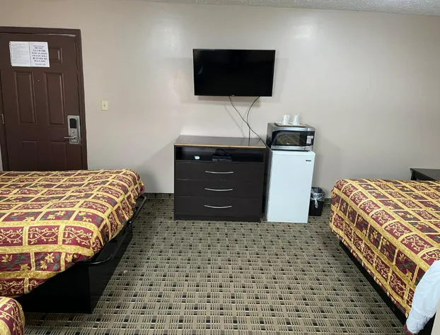 Economy Inn And Suites Ashtabula hotel detail image 1