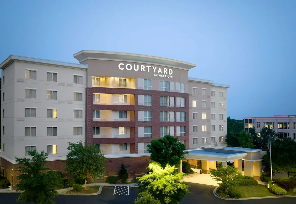 Courtyard Atlanta NE/Duluth Sugarloaf hotel hero