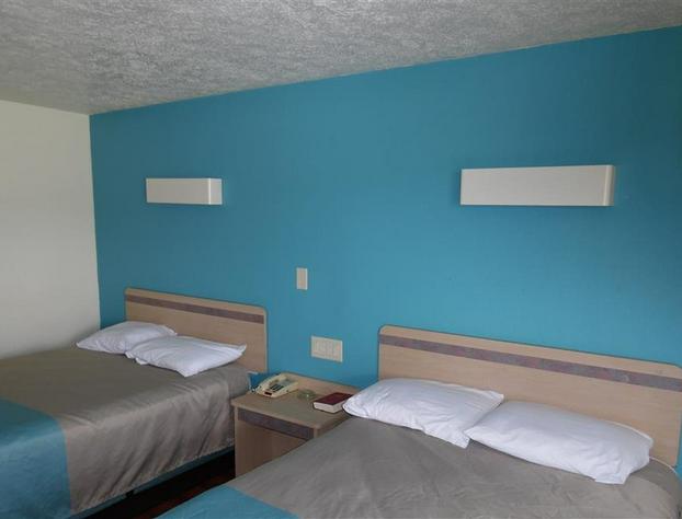 Motel 6 Columbus hotel detail image 3