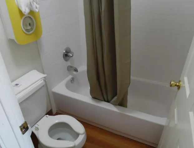 Motel 6 Columbus hotel detail image 1