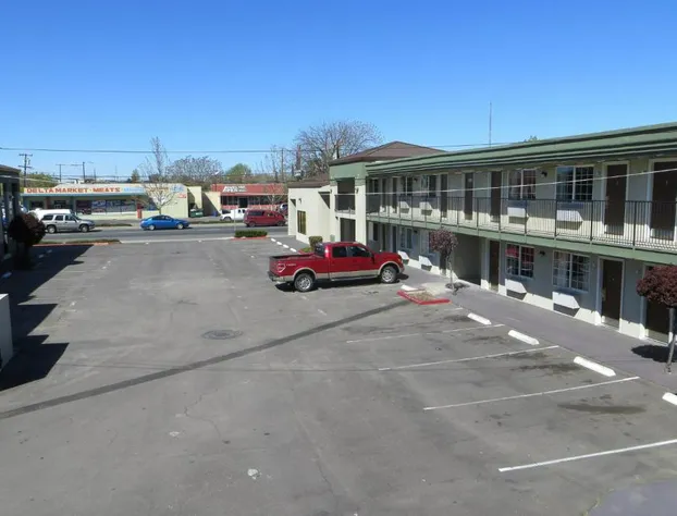 American Inn hotel detail image 1